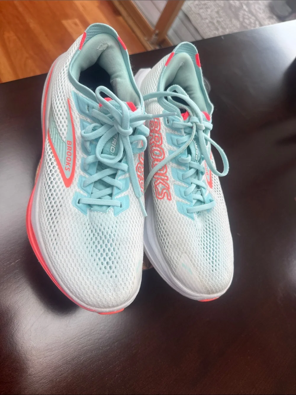 Brooks Hyperion 3 Women's 10.5 Running Shoes White/Pink Clay/Atomizer